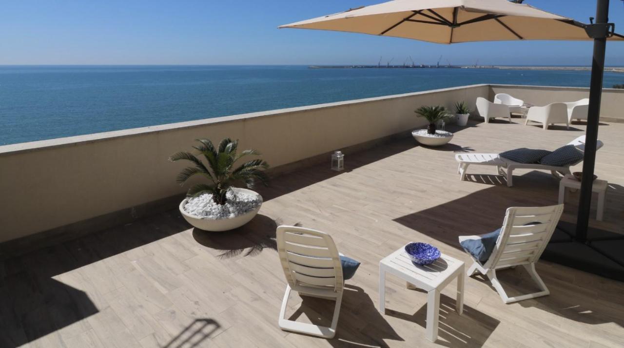 Terrazza Delle Sirene - Fronte Mare Апартаменты Поццалло